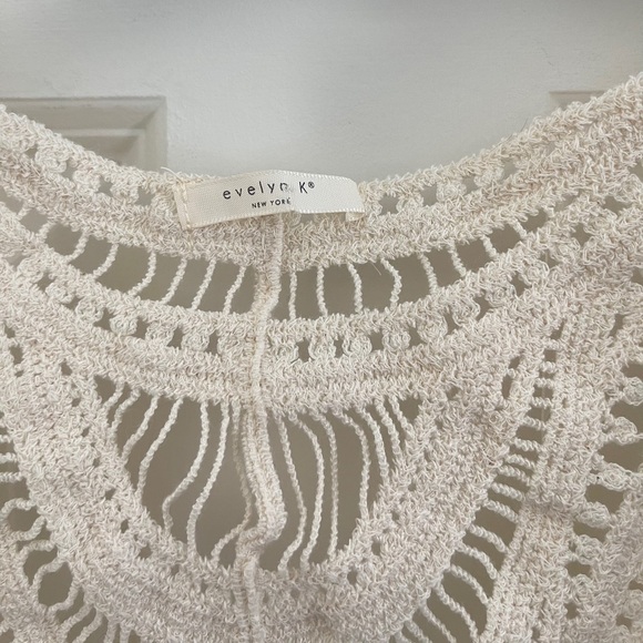 Evelyn K New York White Top ⭐️ - Picture 3 of 5